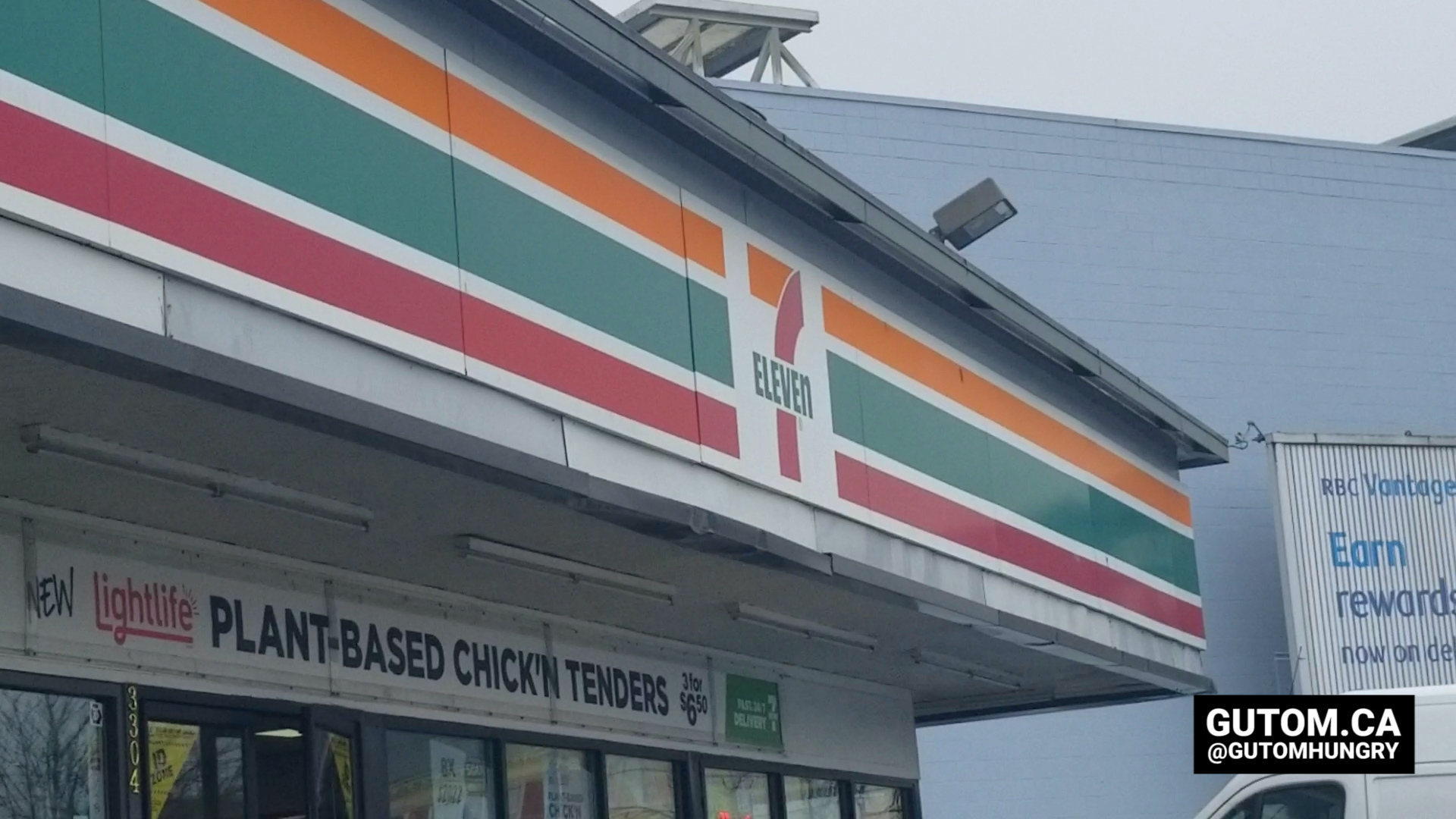 CHEAP EATS 7-ELEVEN CANADA FRIED CHICKEN UNDERRATED CONVENIENCE STORE